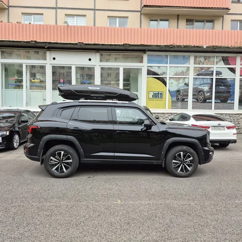 Автобокс для Haval H7 — BROOMER Venture XL — вид автомобиля с установленным автобоксом